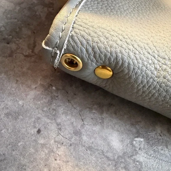 Minooy l Stylish Gray leather Crossbody Bag:NWOT - Picture 12 of 15